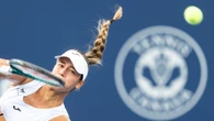 Jessica Bouzas vence a Zhu y se mete por primera vez en los cuartos de un WTA 1.000, en los que evita a Coco Gauff