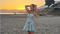 El vestido perfecto de Paula Echevarría para ver el atardecer es corto, ibicenco, y de las rebajas de Charo Ruiz
