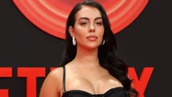De Georgina Rodríguez a María Pombo: los looks más sexis de la alfombra roja del 10º aniversario de Netflix