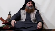 Irak excava una gran fosa común de personas asesinadas por el Estado Islámico durante el "Califato"