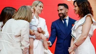 Isabel Díaz Ayuso premia a Carvajal y se la tira al Barcelona: "Tiene más Champions"