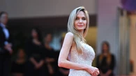 Del regreso de Angelina Jolie a Emma Stone, los looks más glamurosos en la cuarta alfombra roja del Festival de Cannes