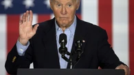 Biden telefonea a Trump tras el atentado en un inusual contacto personal de dos presidentes que no se hablan