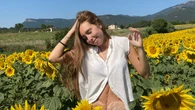 Tanit Tubau: «La bolsa y las cicatrices por mi enfermedad de Crohn reflejan que estoy viva gracias a la investigación»