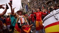 Un italiano se sorprende al descubrir "uno de los mayores mitos" sobre los españoles: "Casi nadie lo hace"