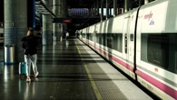 Renfe asegura que está ganando la batalla de la alta velocidad y admite que la calidad del servicio de Rodalies está "muy deteriorada"