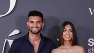 Suso Álvarez y Marieta anuncian su boda tras un año de relación: "Frente al mar, como tú querías"
