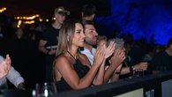 Paula Echevarría y el minivestido negro con flores 3D perfecto para una noche de concierto en Marbella