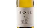 "Al Oeste do monte" (albariño) y "Al oeste do monte" (godello), los blancos gallegos de Bodegas Monteabellón