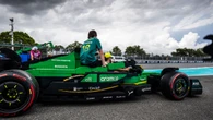 Aston Martin: Alonso, quemado; Newey pasa del coche y un año que sobra