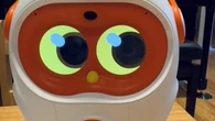 Un niño llama "mi hermano pequeño" a un robot. ¿Familias del futuro?