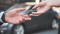 Me van embargar mi vivienda y coche: ¿puedo cambiar su titularidad para evitarlo?