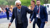 Felipe González, con chaleco y bastón, todo un dandy victoriano