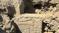 Descubren en el norte de Perú un insólito mural de cinco metros y 3.000 años que podría ser destruido muy pronto