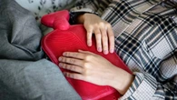No tires tu bolsa de agua caliente usada, tienes un tesoro en casa: dos formas de reutilizarlas