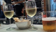 Echan a unas clientas de un restaurante media hora después del cierre y su queja se viraliza: “Qué poca empatía”