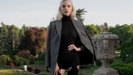 Dior tiñe de feminidad el tartán más clásico para presentar su colección Crucero 2025 en Escocia