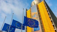 La UE advierte al Gobierno de Sánchez que solo BCE y Competencia pueden pronunciarse sobre fusiones bancarias