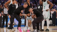 Los Celtics, al borde del KO y con Tatum en silla de ruedas