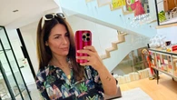 Nuria Roca sabe que las sandalias planas más cómodas del verano son estas de marca española (y ella no se las quita)