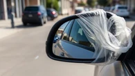 ¿Por qué se está pidiendo poner bolsas en los espejos retrovisores y para qué sirve?