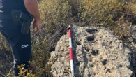 Hallan un yacimiento con 15 grabados rupestres en Huelva