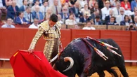 Urdiales y Aguado subliman el toreo; Castella lo devalúa