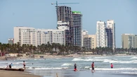 Un inversor financiero resuelve la duda: este es el dinero que deberías destinar a tus vacaciones de tu salario total anual
