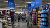 Los aranceles de Trump se empiezan a volver contra los americanos: el gigante de la distribución Walmart subirá precios por el encarecimiento sin precedentes de sus productos