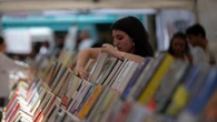 Los ensayos también son para el verano: ocho libros para sumergirse en vacaciones
