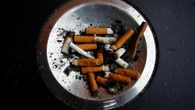 Europa pierde 15.000 millones en ingresos fiscales debido al comercio ilícito de cigarrillos