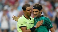 El vídeo con diez de los mejores puntos que jugaron Nadal y Federer, que hoy cumple 44 años: siete minutos de pura magia