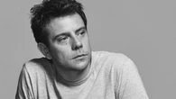 Dior confirma a Jonathan Anderson como el substituto de Maria Grazia Chiuri: también será el director creativo de mujer y alta costura