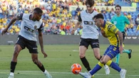 Quiere salir del Valencia y Villarreal y Aston Villa se disputan su fichaje