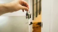 ¿Comprar una casa de menos de 100.000 euros en Madrid? Aquí es dónde puedes encontrarlas