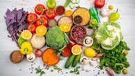 Estos son los alimentos que debes comer para reducir el riesgo de hipertensión, según los cardiólogos