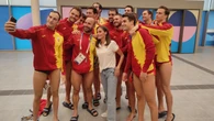 Sabemos de dónde son las zapatillas deportivas que la Reina Letizia ha llevado en la victoria de España en waterpolo