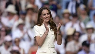 Kate Middleton deslumbra con un look reciclado en la final femenina de Wimbledon: en blanco y al estilo Lady Di