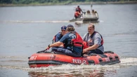 Accidente mortal en el Mississippi: un helicóptero se estrella contra una barcaza y deja al menos dos fallecidos