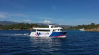 Ir de compras sin pisar tierra firme: el sorprendente supermercado flotante que descubre una influencer de vacaciones en Turquía