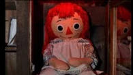 Un comediante compra a 'Anabelle' y causa revuelo en redes tras afirmar que planea usarla como atracción turística