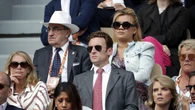 Laurent Macron, Oh là là! ¿Quién es el hermano guapo del presidente francés?