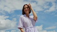 Tamara Falcó está a punto de agotar el vestido camisero más bonito del verano con un descuento de más del 70%