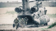 España y Canadá despliegan poder militar en Letonia