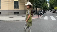 Violeta Mangriñán consigue que nos obsesionemos con estas cangrejeras de Parfois (por solo 20 euros) que más odiábamos de pequeñas