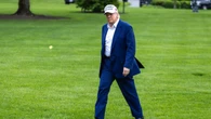 Trump vuelve a cargan contra Harvard y amenaza con retirarles 3.000 millones de dólares de financiación