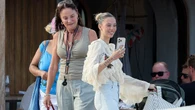 La blusa bohemia perfecta (y de las rebajas de Zara) es la que ha llevado Alejandra Rubio en sus vacaciones de familia en Ibiza