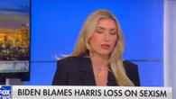 Una exfuncionaria de Donald Trump se desmaya en directo durante una aparición en la cadena Fox News