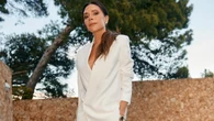 Victoria Beckham x Mango vuelve (y con descuentazo): su colección cápsula está ahora en el outlet