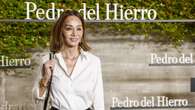 Isabel Preysler nos deja claro como salir de fiesta a los 73 años con falda de lentejuelas y botas muy altas